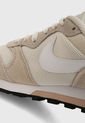 Tenis Lifestyle Beige-Blanco Nike Md Runner 2 de Nike