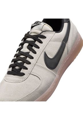 Tenis Hombre Nike Field General Marrón