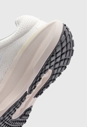 Tenis Running NIKE Winflo 11 Marfil