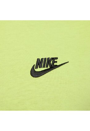 Camiseta Hombre Lifestyle Nike Sportswear Club Amarillo