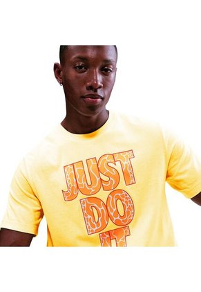 Camiseta Nike Nsw Tee 12Mo Jdi Sp24 Fs Hombre-Amarillo