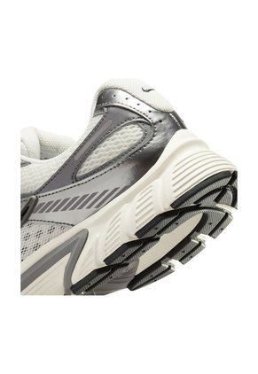 TENIS NIKE HOMBRE HJ5228-009 V5 RNR Talla 10.5