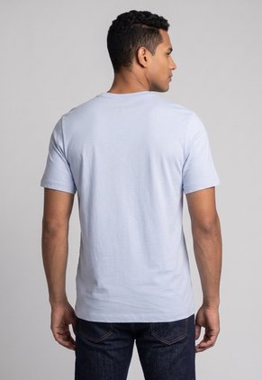 Camiseta NIKE Sportswear Lila