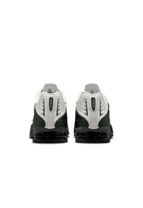TENIS NIKE HOMBRE HQ1988-300 SHOX Talla 9