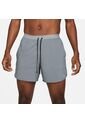 Pantaloneta Hombre Nike Stride Gris de Nike