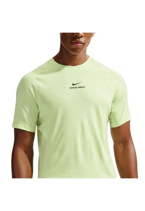 Camiseta Nike M Np Df Npt Ss Top Hombre-Verde