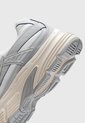 Tenis Lifestyle Nike  Initiator Gris Claro de Nike