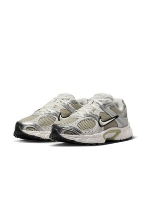 Tenis Nike W V5 Rnr Mujer-Gris/Verde