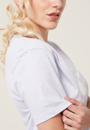 Camiseta Celeste-Blanco Nike Sportswear Essentials