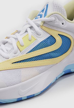 Tenis Basketball Blanco-Naranja Pastel-Azul Nike Giannis Immortality 3