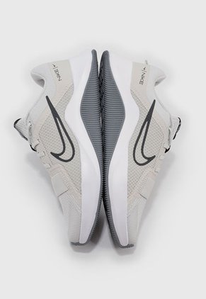 Tenis Training Beige-Gris-Blanco Nike MC Trainer 2
