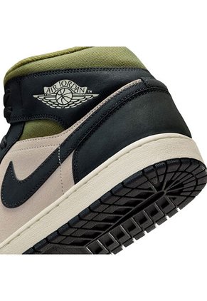 TENIS NIKE HOMBRE HV4091-102 AJ 1 Talla 8.5