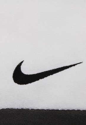 Toalla De Microfibra Blanca-Negra Nike Fundamental Towel