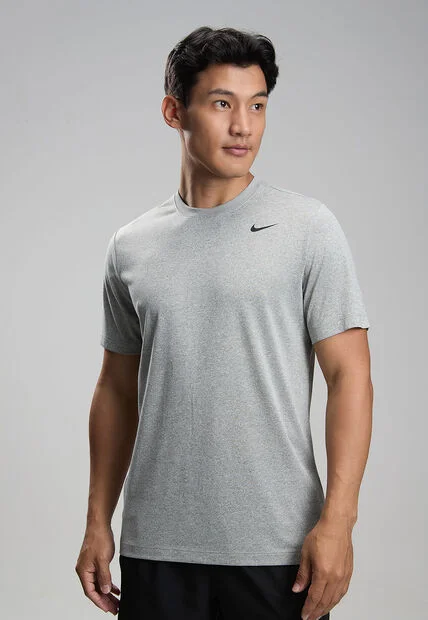 Camiseta NIKE Dri-FIT Legend Gris