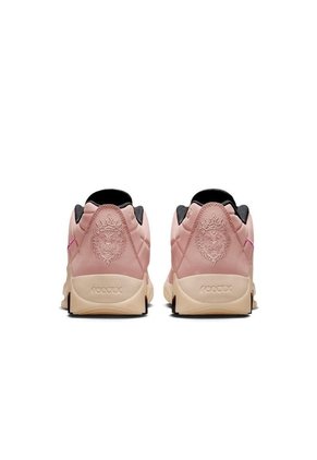 Tenis Hombre LeBron Witness 9 Rosa