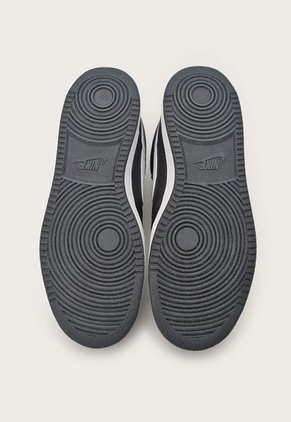 Tenis Lifestyle Negro-Blanco Nike Court Vision Mid NN