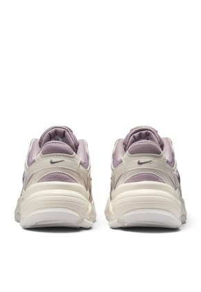 Tenis Nike W Al8 Mujer-Beige/Violeta