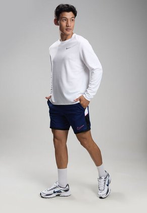 Camiseta Manga Larga NIKE Miler Blanco