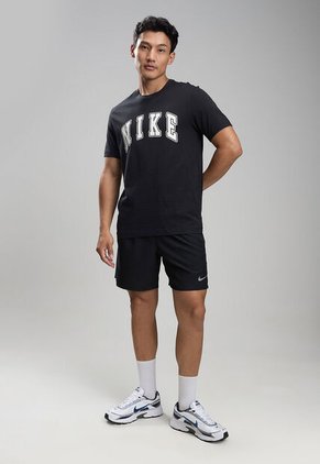 Camiseta NIKE Negro