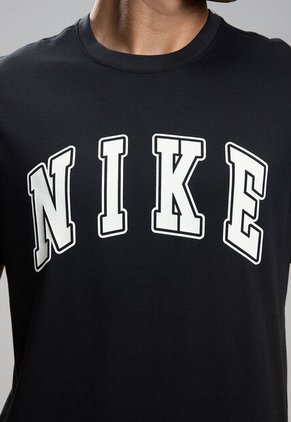 Camiseta NIKE Negro
