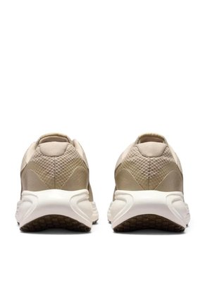 Tenis Nike Revolution 8 Hombre-Beige