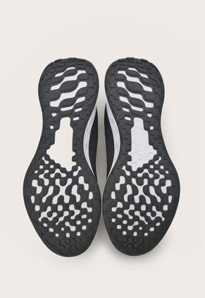 Tenis Running Negro-Blanco Nike Revolution 6 NN