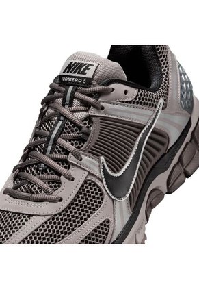 Tenis Hombre Nike Zoom Vomero 5