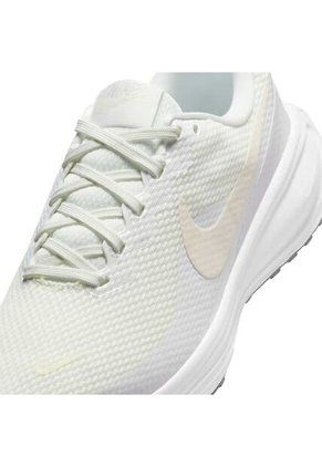 TENIS REVOLUTION 8 NIKE