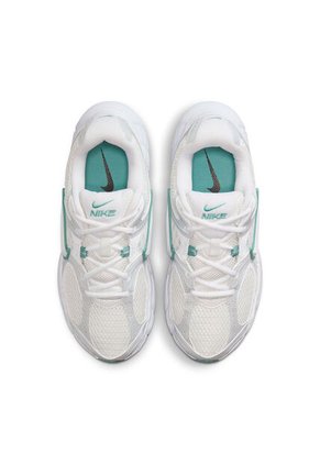 TENIS NIKE MUJER HQ7901-106 V5 RNR Talla 8