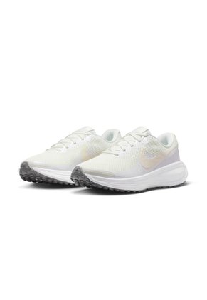 TENIS REVOLUTION 8 NIKE