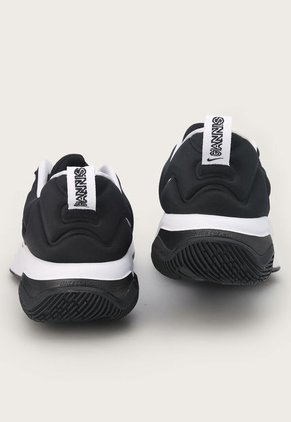 Tenis Basketball Negro-Blanco Nike Giannis Immortality 3