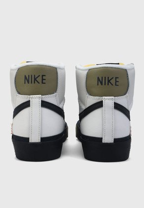 Tenis Lifestyle Blanco-Beige-Negro NIKE Blazer Mid Pro Club