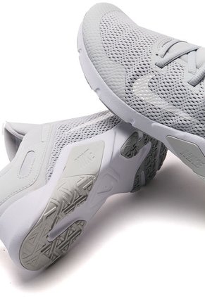 Tenis Training Gris Nike Legend Essential