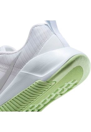 TENIS NIKE MUJER FQ1830-108 MC TRAINE Talla 7.5