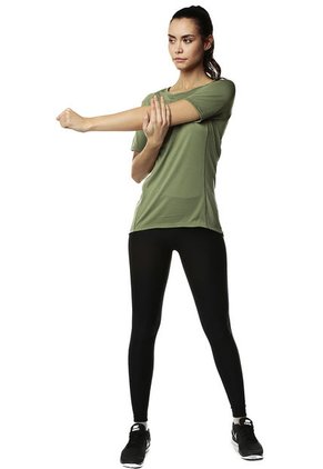 Camiseta Verde Oliva Nike W Nk Znl Cl Relay Top Ss 