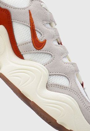 Tenis Lifestyle Blanco-beige-Naranja NIKE Tech Hera