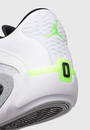 Tenis Basketball Blanco-Negro-Gris Nike Jordan Tatum 2