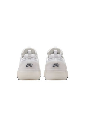 TENIS SB ZOOM NYJAH 4 NIKE