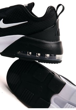 Tenis Lifestyle Negro-Blanco Nike Air Max Motion 2