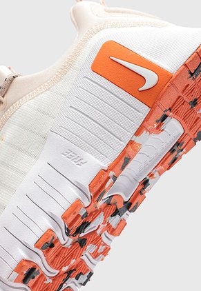 Tenis NIKE Free Metcon 6 Marfil