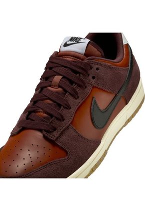 Tenis Hombre Nike Dunk Low Retro SE