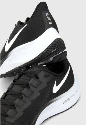 Tenis Running Negro-Blanco Nike Air Zoom Pegasus 37