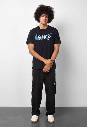 Camiseta NIKE Sportswear Swoosh Fs Negro