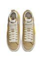 Tenis Hombre Nike Blazer Mid '77 Jumbo - Amarillo de Nike