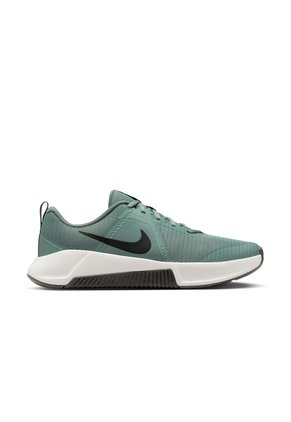 TENIS NIKE HOMBRE FQ1831-300 MC TRAINE Talla 8