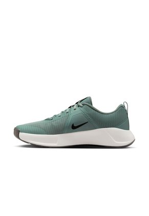 TENIS NIKE HOMBRE FQ1831-300 MC TRAINE Talla 8