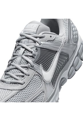 Tenis Hombre Nike Zoom Vomero 5 Gris