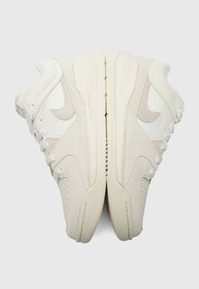 Tenis Basketball Beige-Marfil Nike Jordan Stadium 90