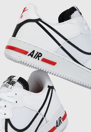 Tenis Lifestyle Blanco-Negro-Rojo Nike Air Force 1 React
