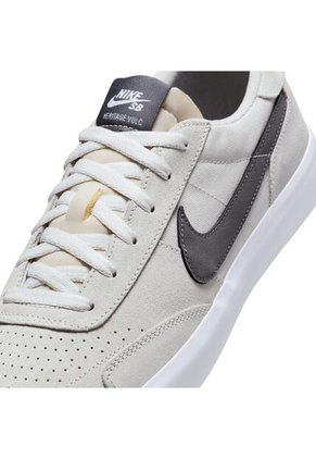 Tenis Hombre Nike SB Heritage Vulc Gris